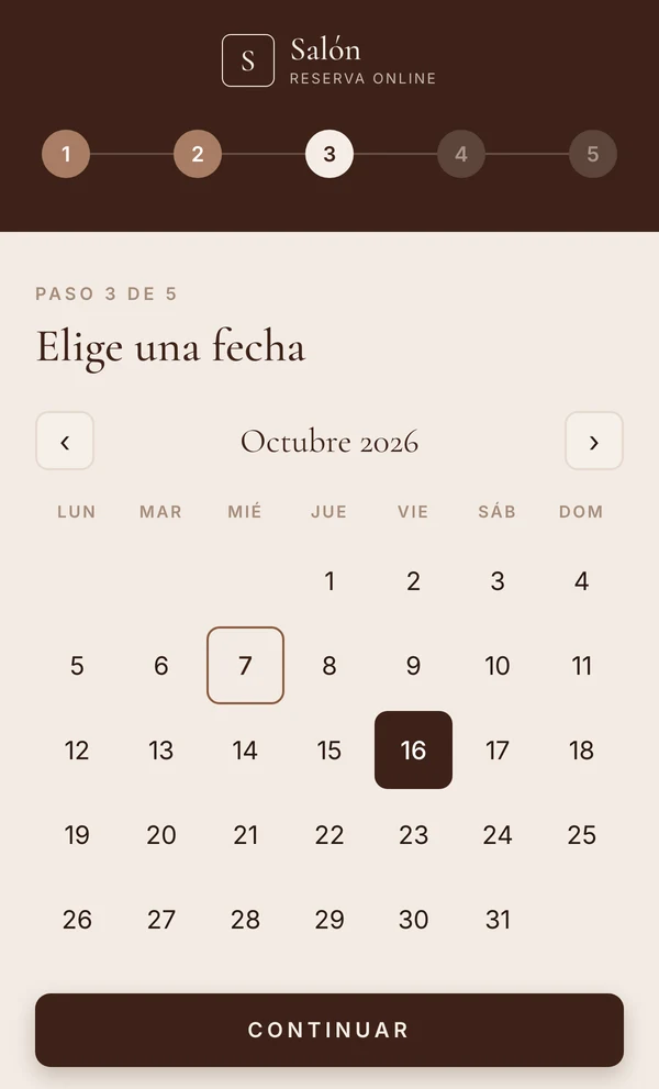Reserva online: calendario del mes con los días disponibles